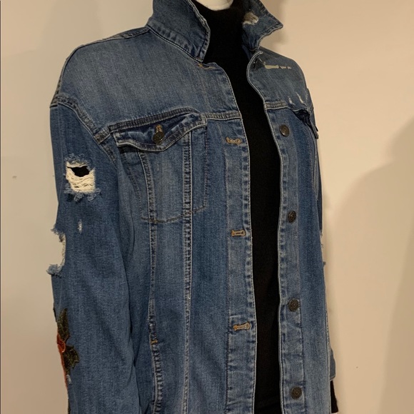 Denim jacket with floral appliqué - Picture 5 of 8